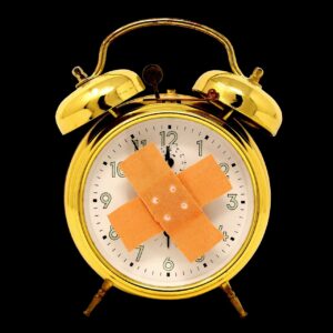 ゴルフの腰痛を改善するためのスイングテクニックは？